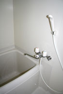 帯広の高校生向け男女兼用下宿の下宿 伊藤Ⅱのシャワーバス